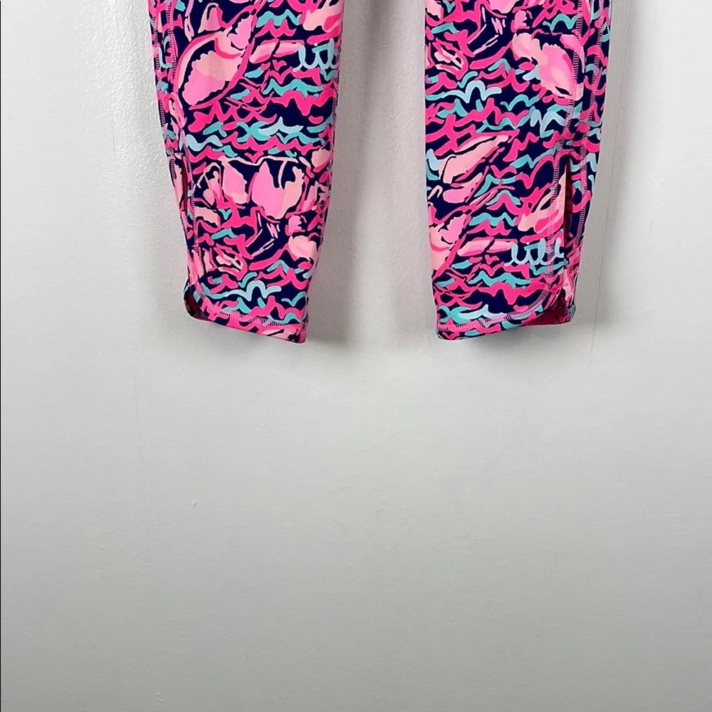 Lilly Pulitzer Luxletic Weekender Pink and Blue Losbstah Roll Women's M Leggings - Picture 2 of 8